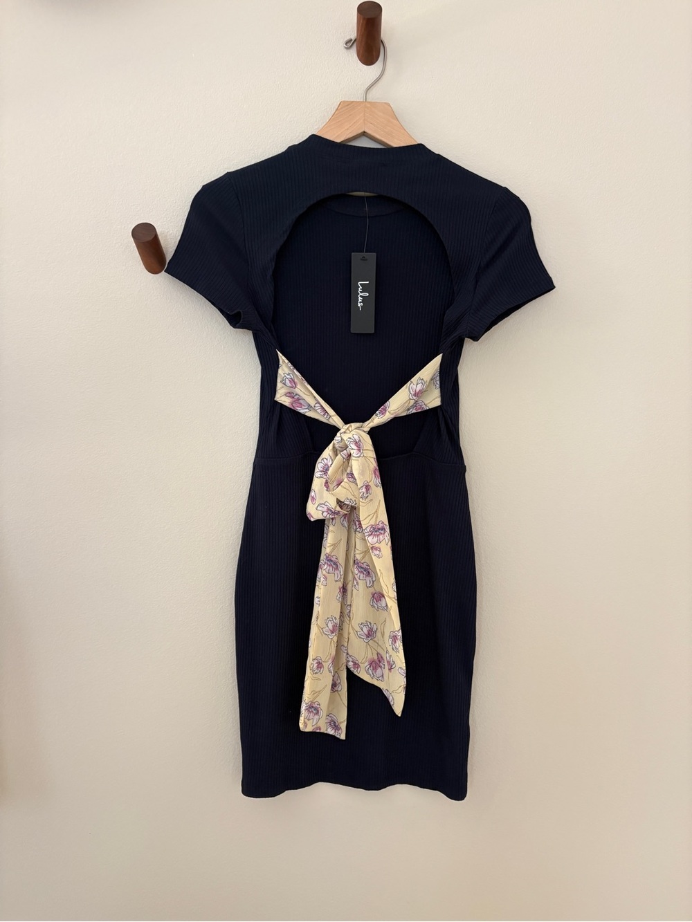 NWT lulus navy blue fitted ribbed yellow floral sash tie open back cut out dress